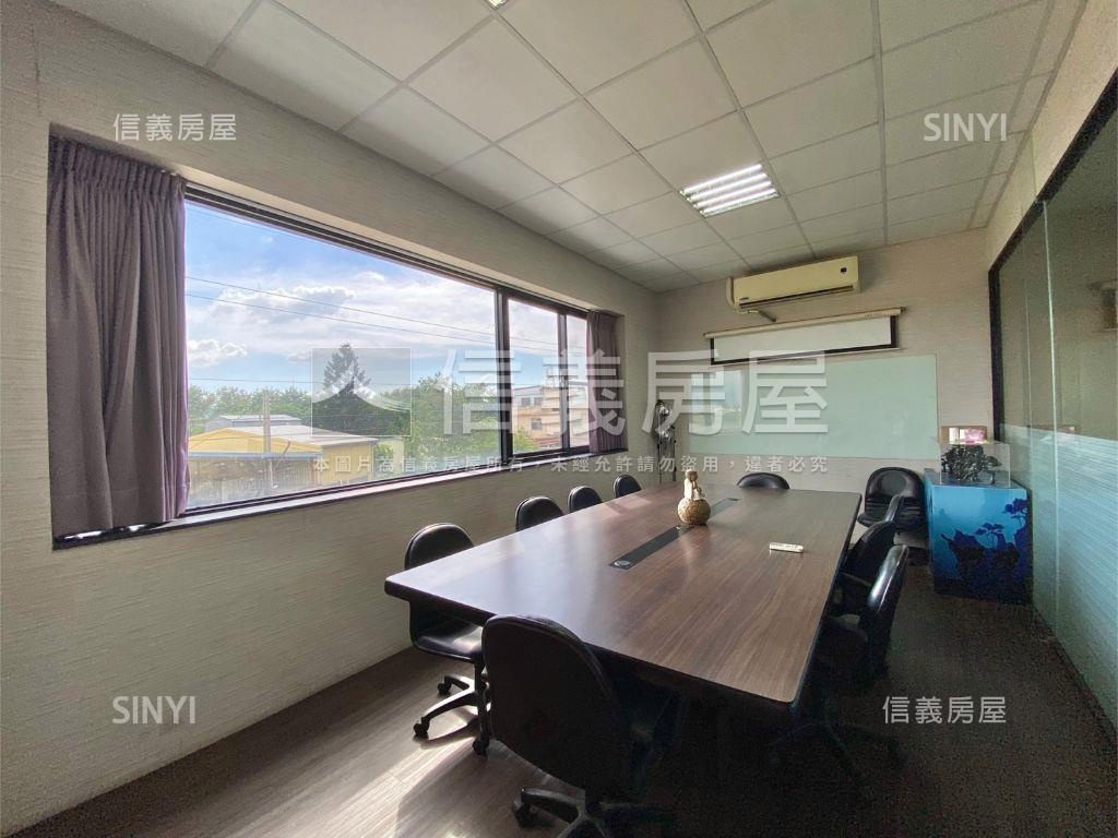 近草屯交流道鋼造農舍房屋室內格局與周邊環境