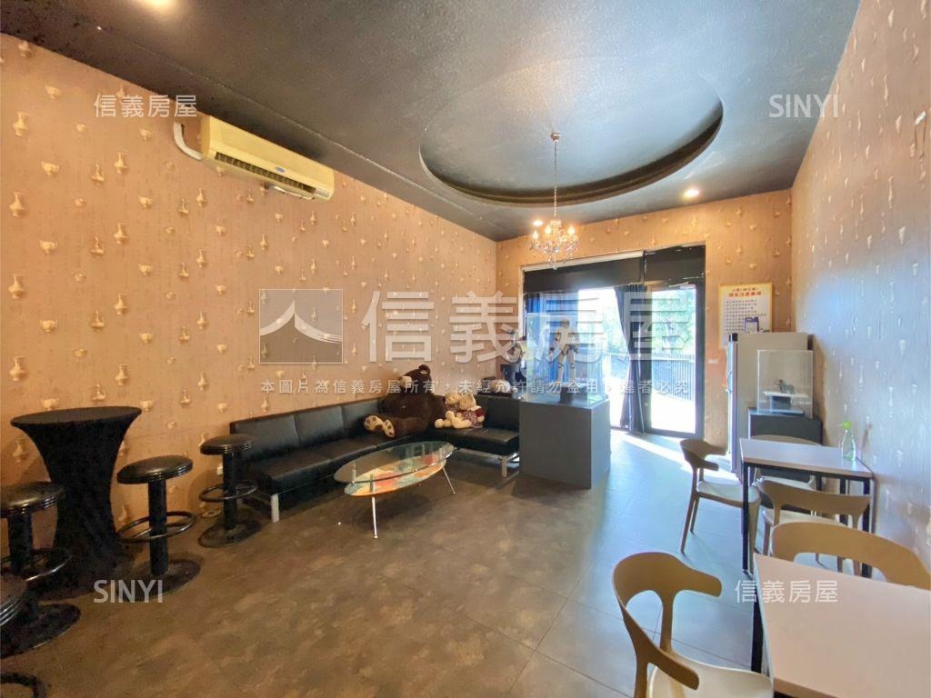 近草屯交流道鋼造農舍房屋室內格局與周邊環境