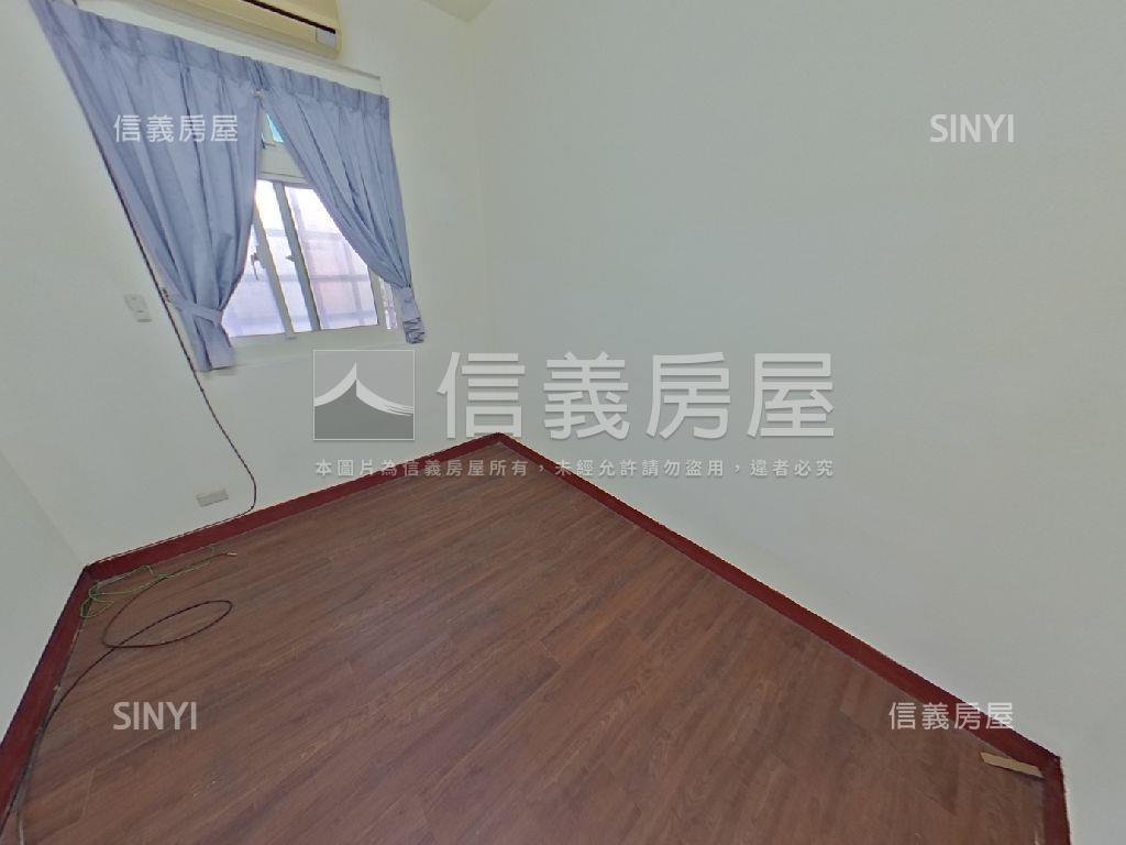 捷運區公所五峰二樓房屋室內格局與周邊環境