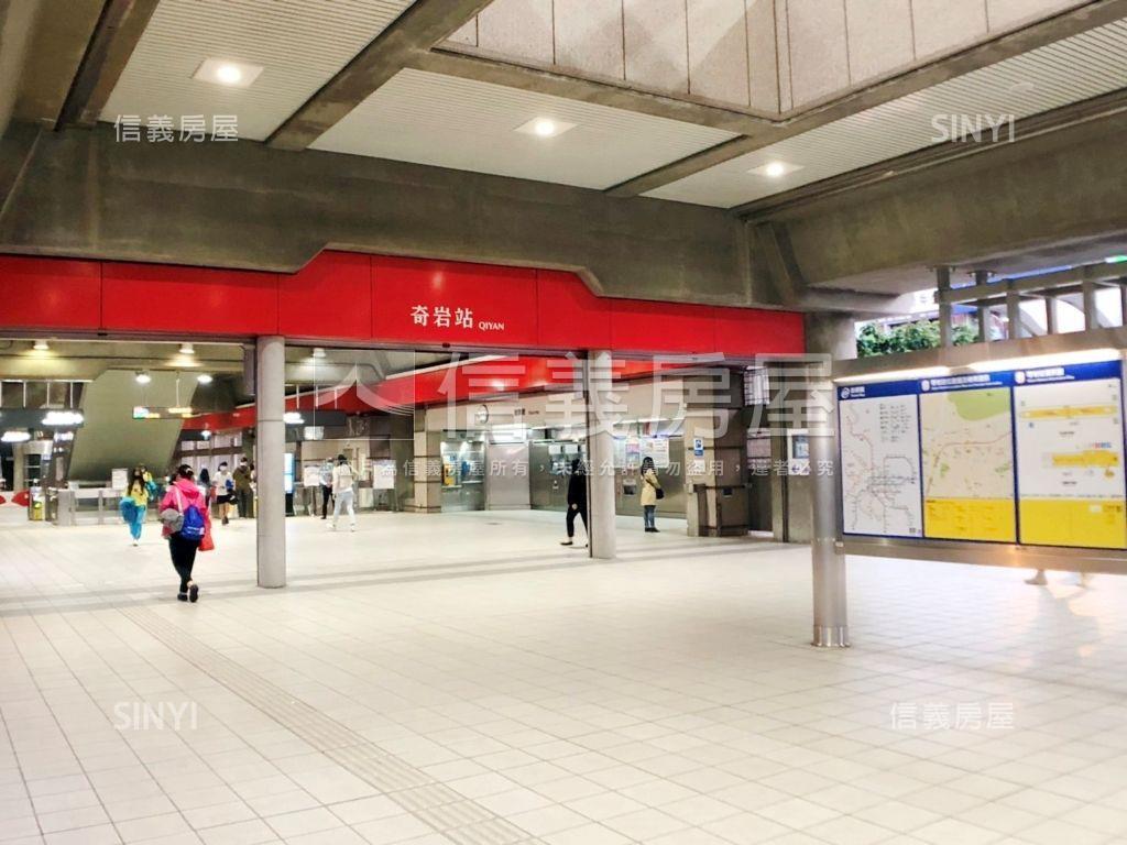 崇仁路整棟透店土地持份大房屋室內格局與周邊環境