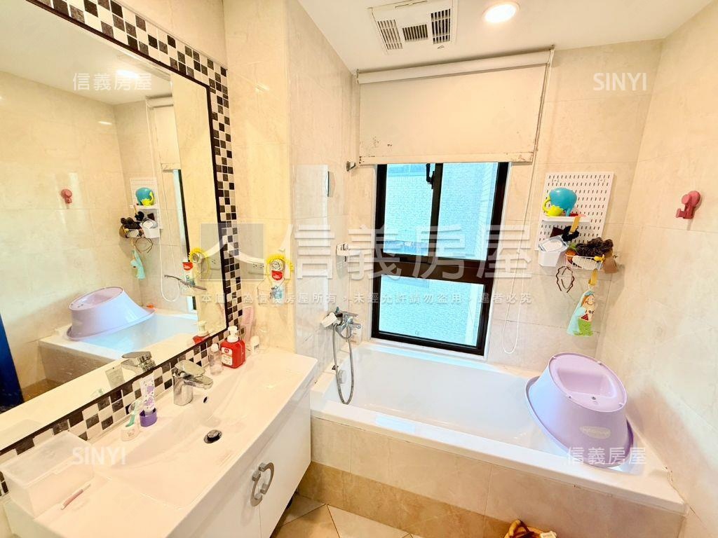 大竹御品苑邊間三房車位房屋室內格局與周邊環境