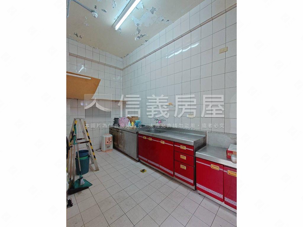 鄰近寶高產業園區廠辦房屋室內格局與周邊環境