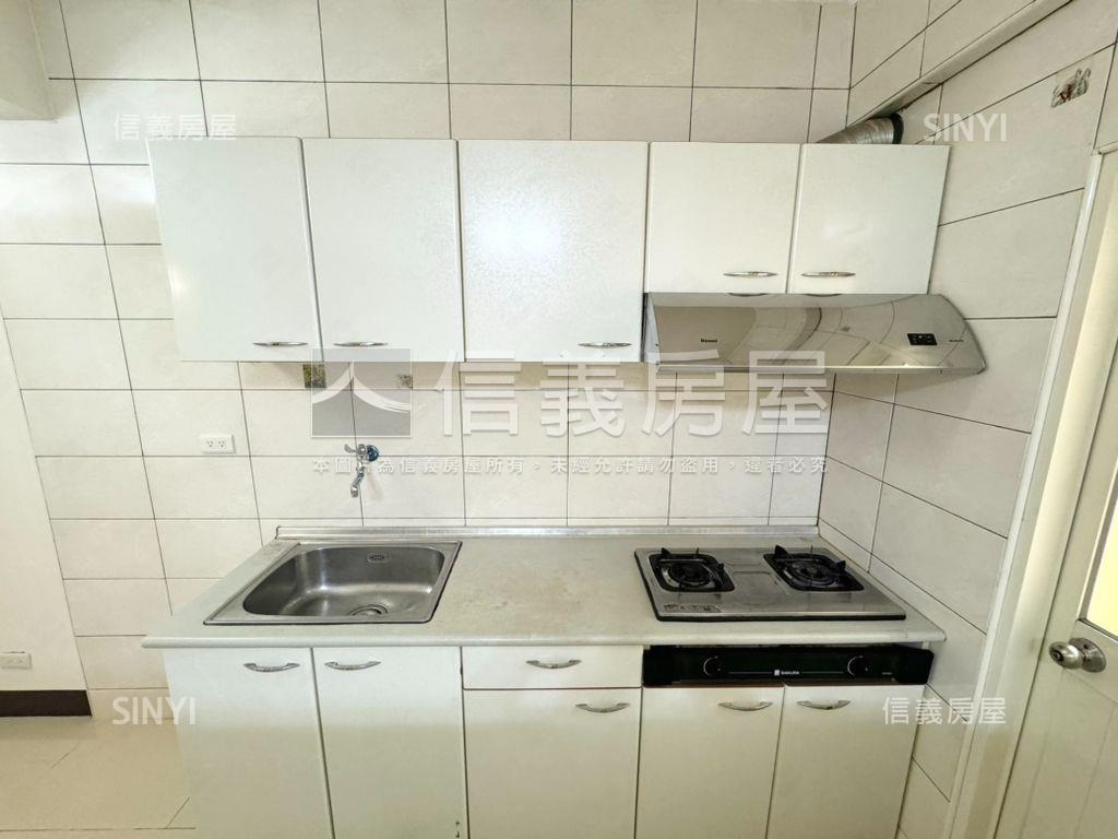 南屯楓和路低總價兩房房屋室內格局與周邊環境