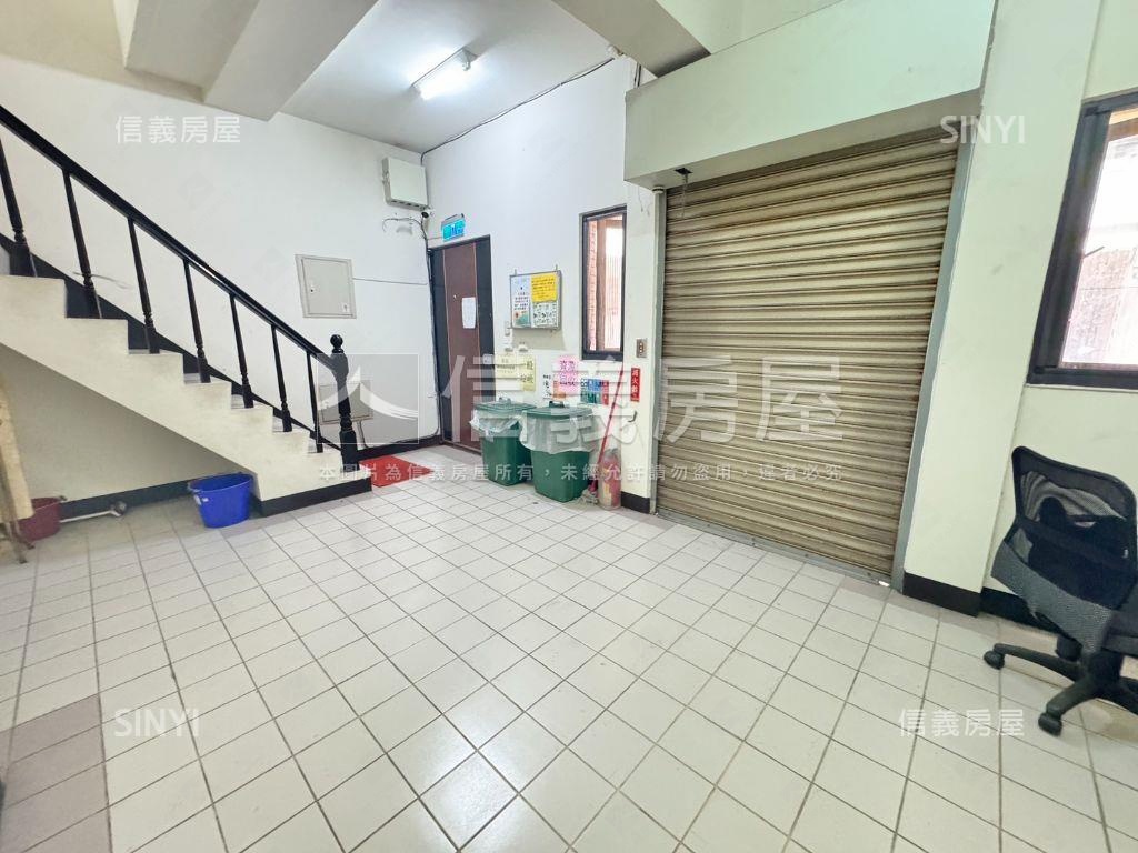震後大面寬收租透天１４套房屋室內格局與周邊環境