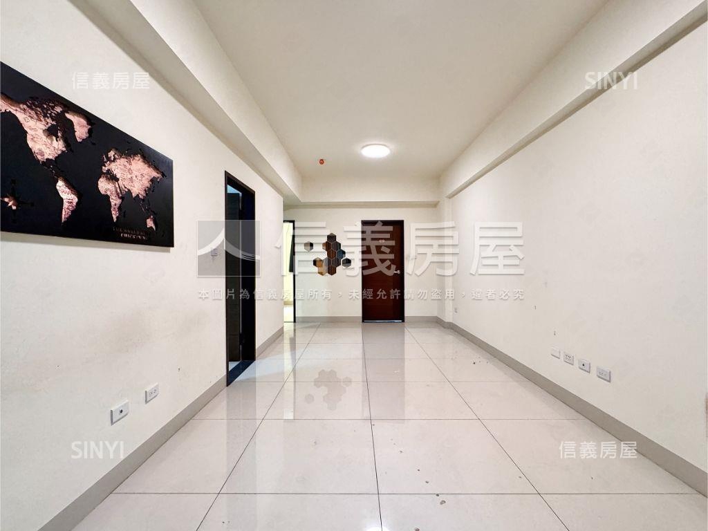 蛋黃區輕屋齡三房平車房屋室內格局與周邊環境