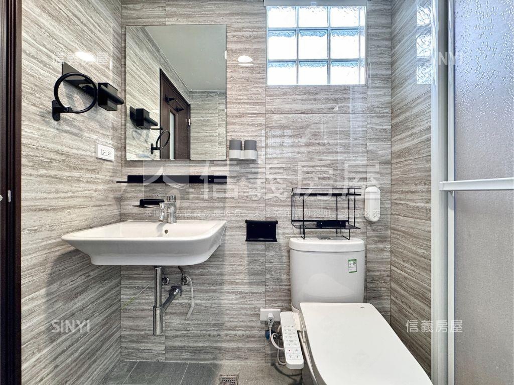 蛋黃區輕屋齡三房平車房屋室內格局與周邊環境