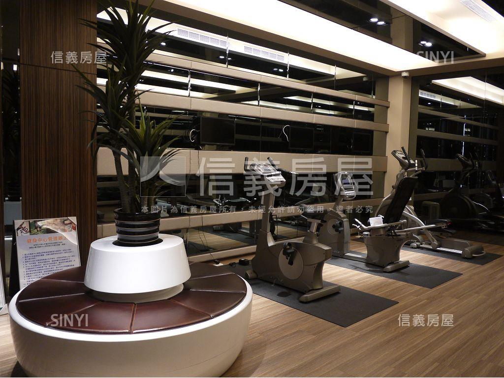 長虹菁英｜近捷運高樓２房房屋室內格局與周邊環境
