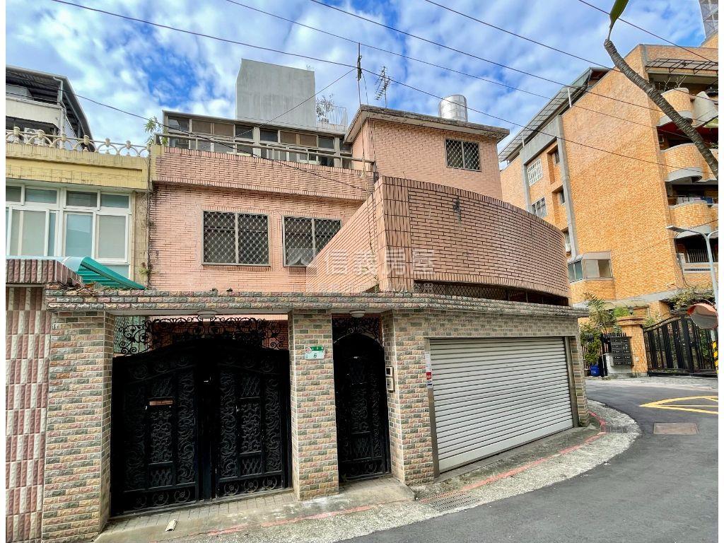 士東路角窗透天★可自地建房屋室內格局與周邊環境