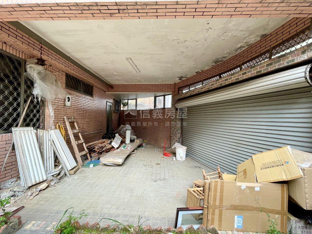 士東路角窗透天★可自地建房屋室內格局與周邊環境