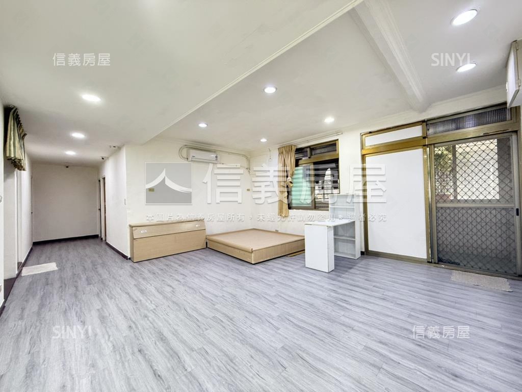 美妝國慶•三面採光寓所房屋室內格局與周邊環境