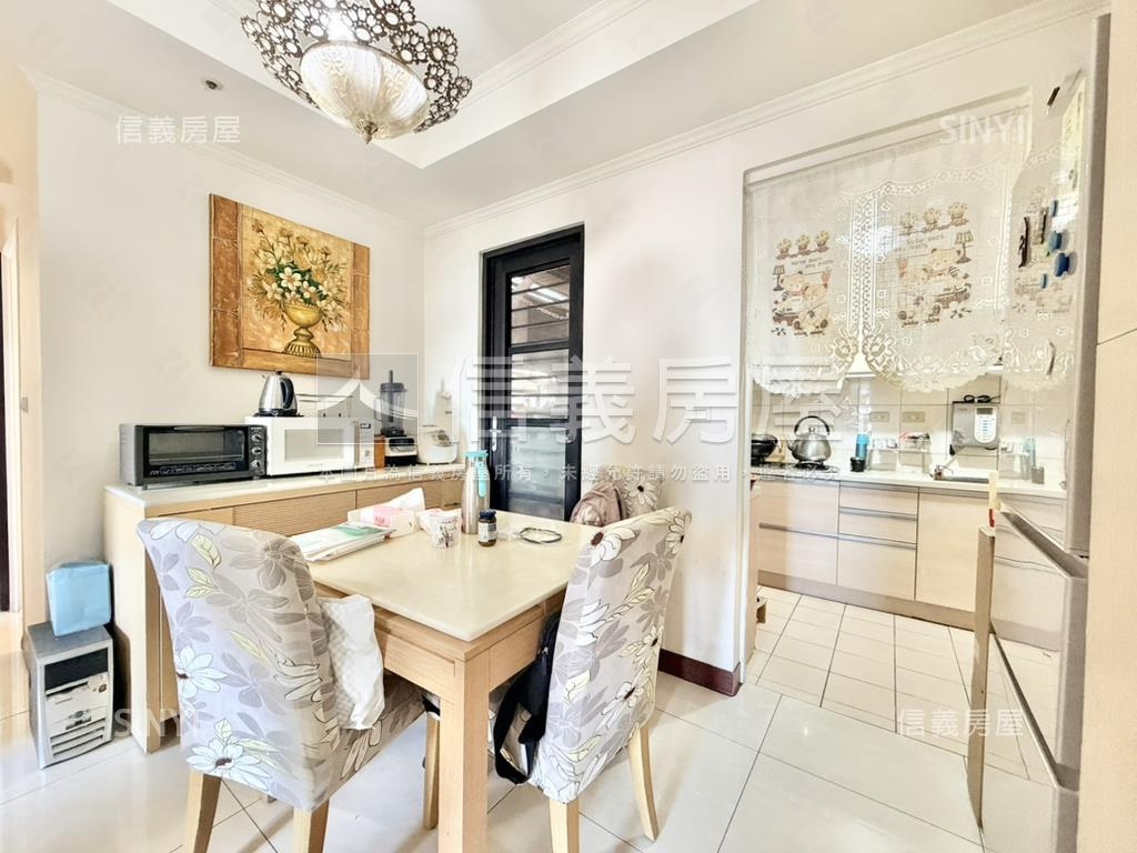 四季紐約高樓視野有車位房屋室內格局與周邊環境