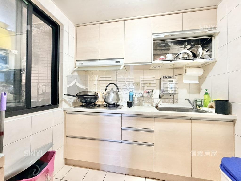 四季紐約高樓視野有車位房屋室內格局與周邊環境