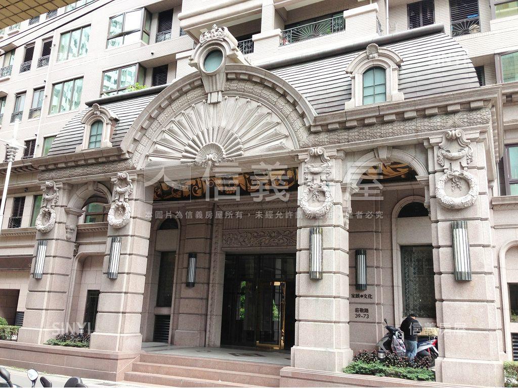 家麒景觀三房車位房屋室內格局與周邊環境