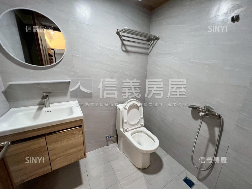 近衛武營奶油鳳美寓房屋室內格局與周邊環境