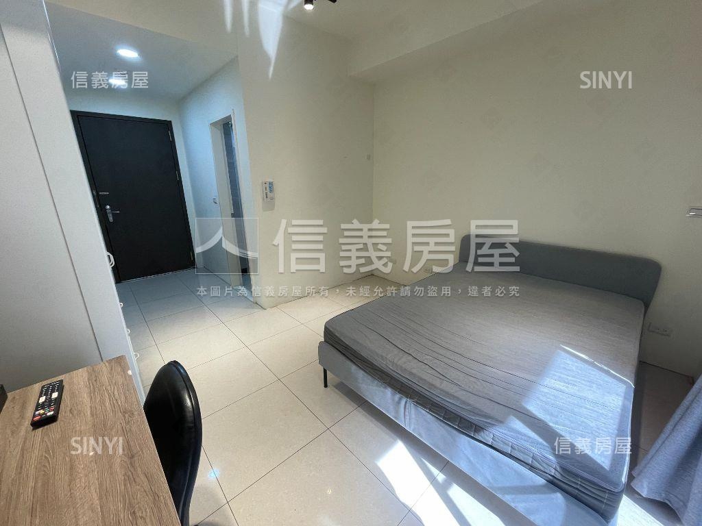 宜雄玉潤兩房車位房屋室內格局與周邊環境