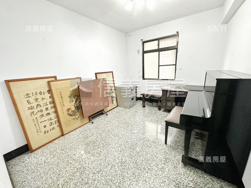 近陽明商圈四面採光美宅房屋室內格局與周邊環境