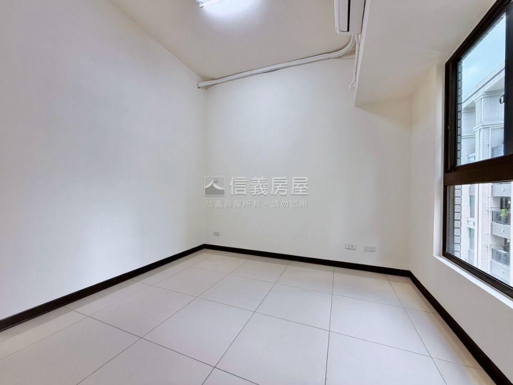 佳鋐運。景觀大兩房附車位房屋室內格局與周邊環境