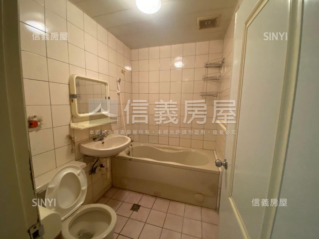 近學校傳家２樓大３房美寓房屋室內格局與周邊環境