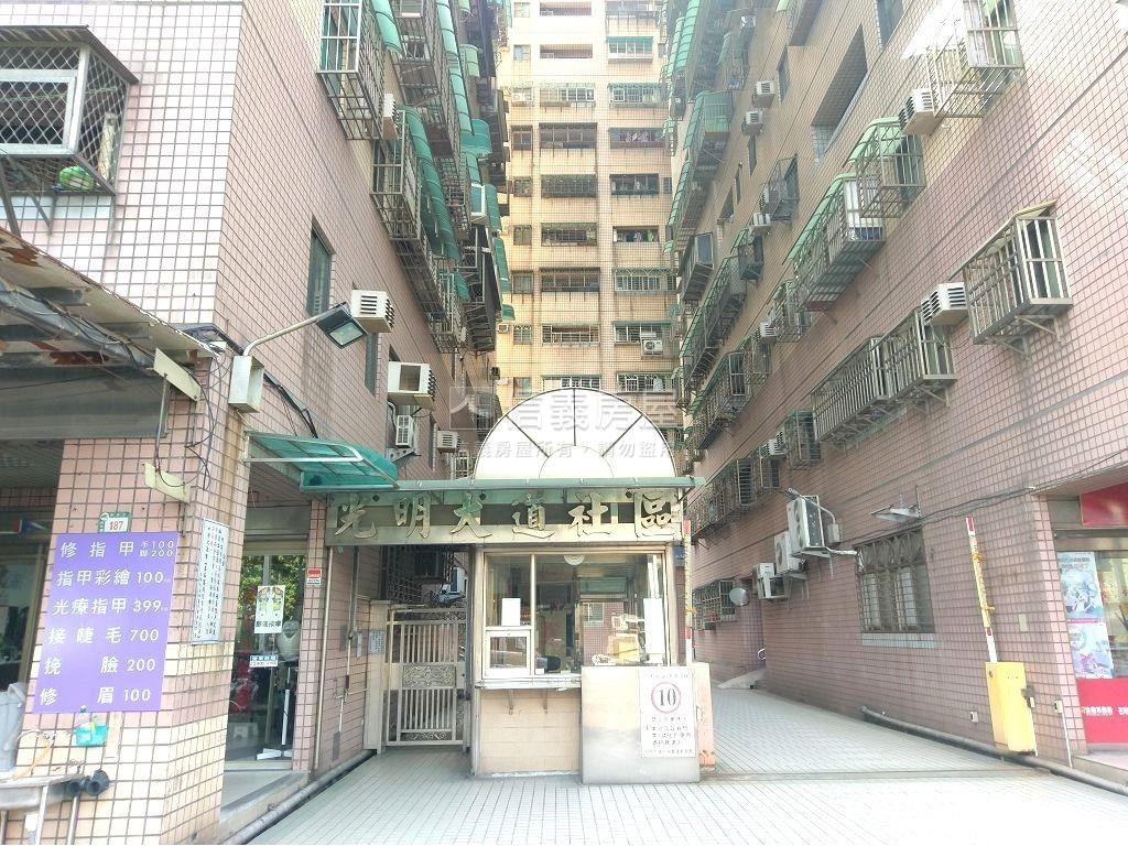 光明大道精美電梯方正兩房房屋室內格局與周邊環境