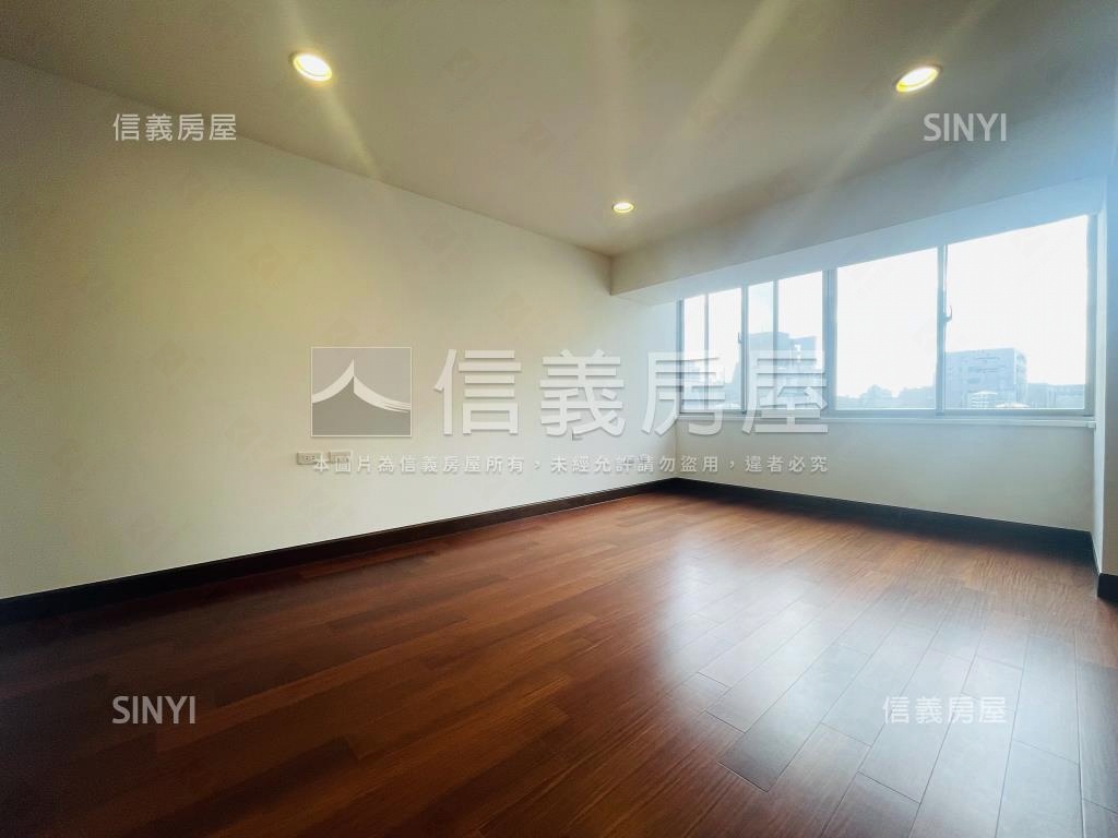 敦南樹海林蔭美邸房屋室內格局與周邊環境