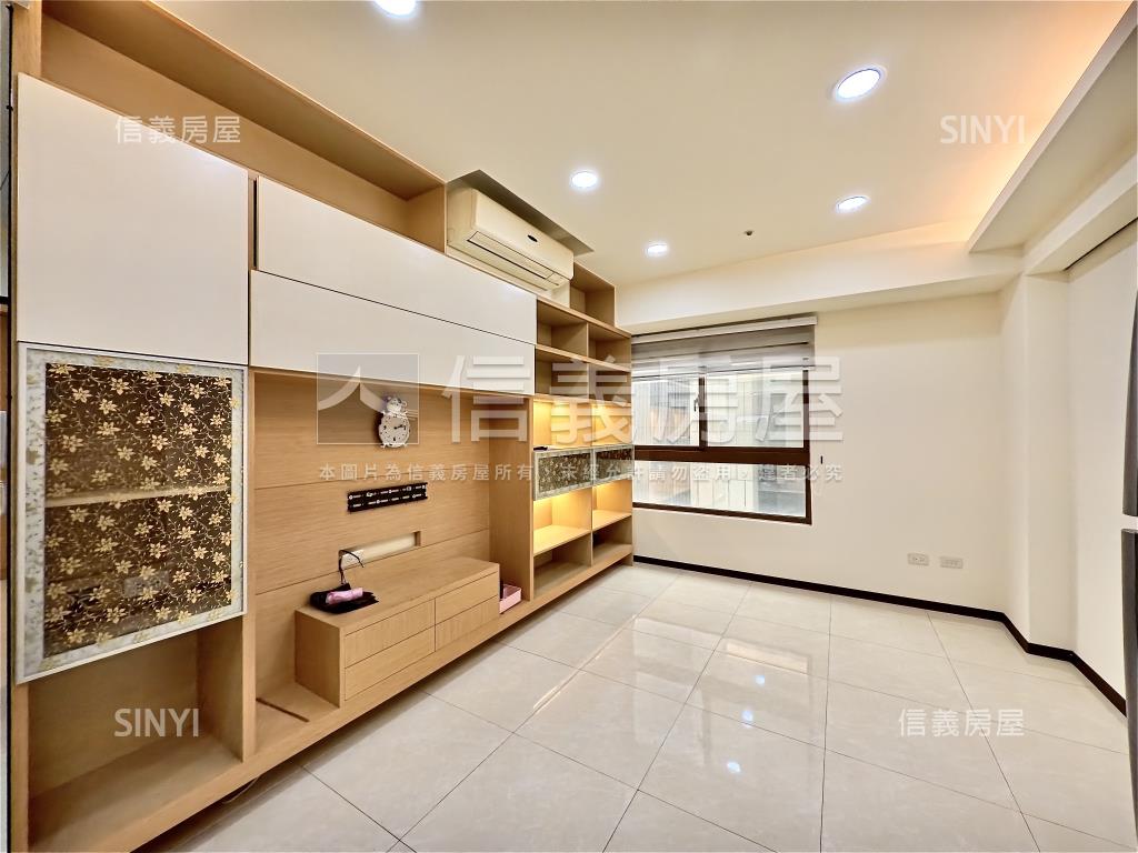 近Ｇ０４歐洲學苑次頂樓房屋室內格局與周邊環境