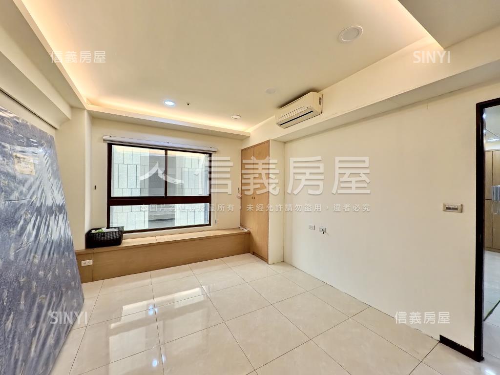 近Ｇ０４歐洲學苑次頂樓房屋室內格局與周邊環境