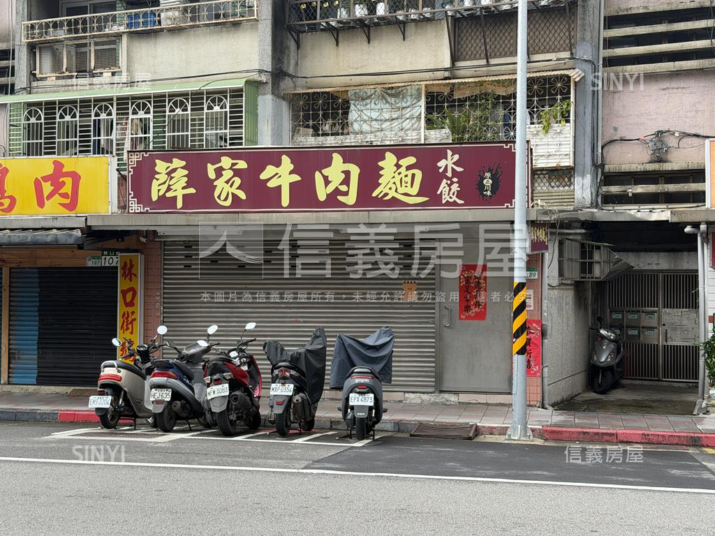 專任林口街大面寬金店面房屋室內格局與周邊環境