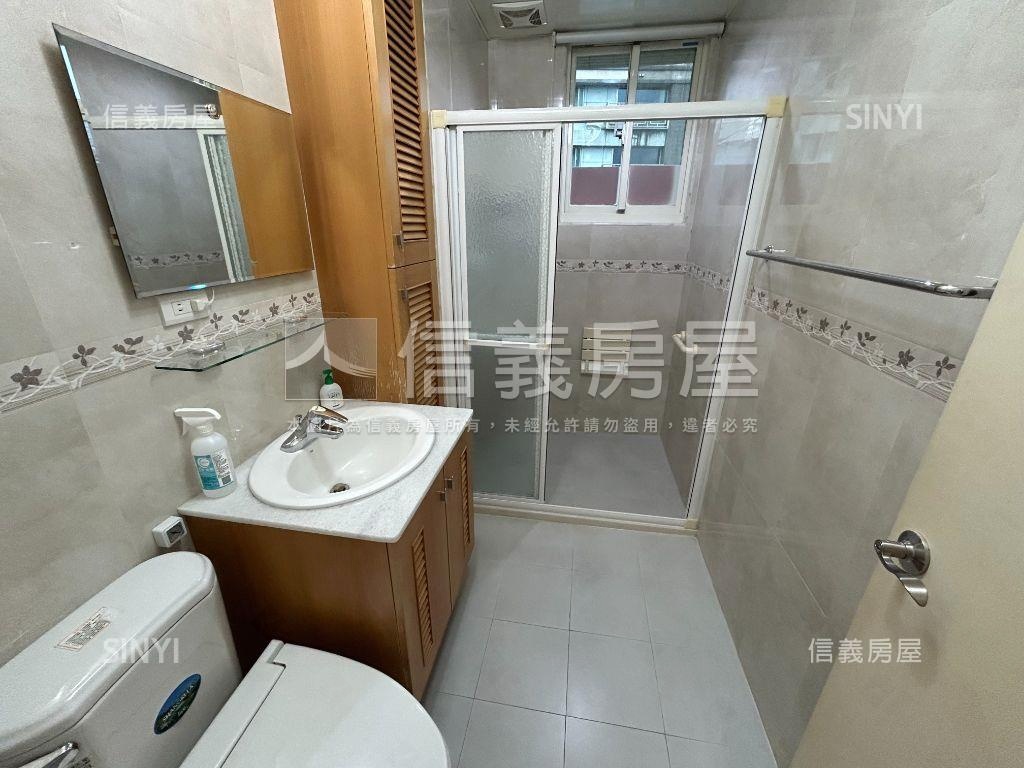 中央新村河景美宅房屋室內格局與周邊環境