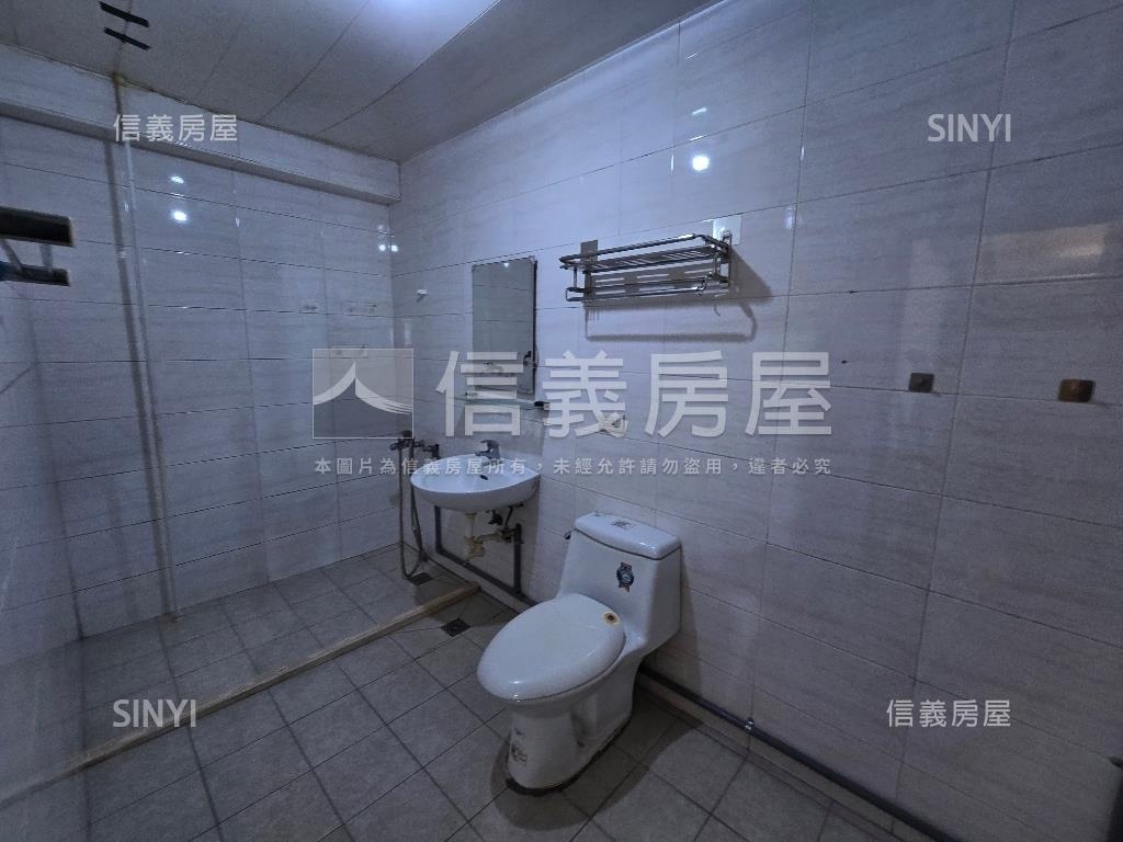 愛二街公寓房屋室內格局與周邊環境