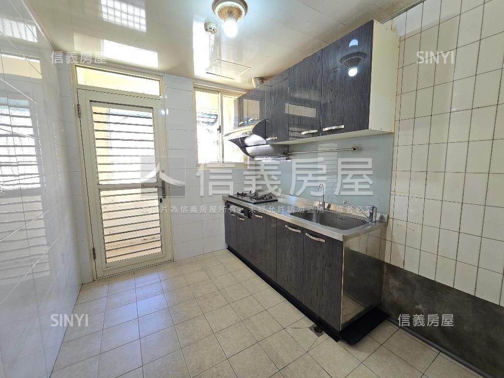 愛二街公寓房屋室內格局與周邊環境