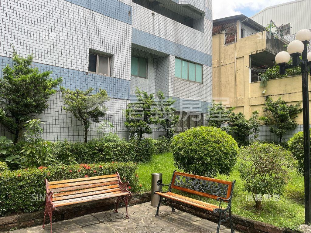 松竹國小４房輕裝潢視野戶房屋室內格局與周邊環境