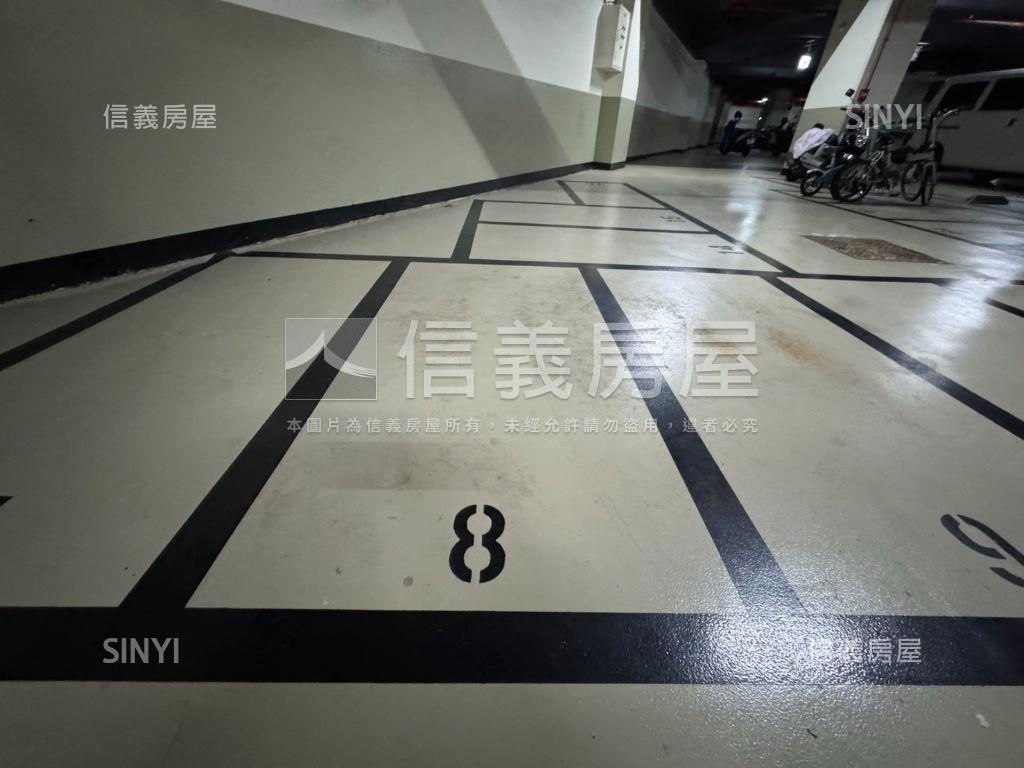 專任☆稀有雲禮大兩房車位房屋室內格局與周邊環境