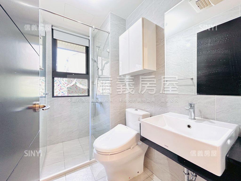 溫馨樹梢兩房車位房屋室內格局與周邊環境