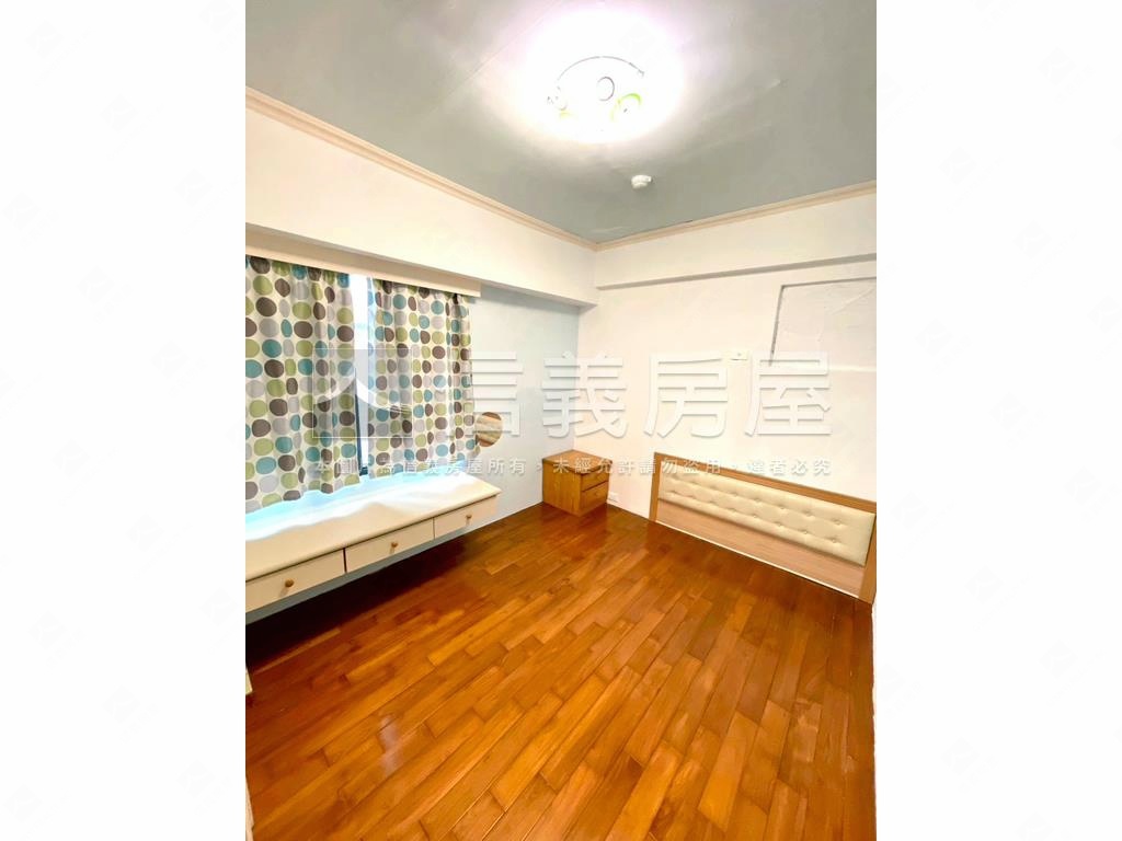 近捷運精美藝文三房房屋室內格局與周邊環境