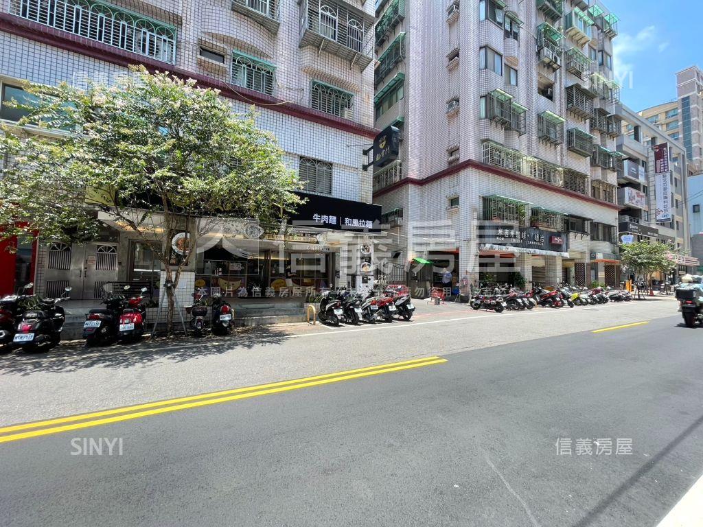 近未來捷運精美藝文三房房屋室內格局與周邊環境