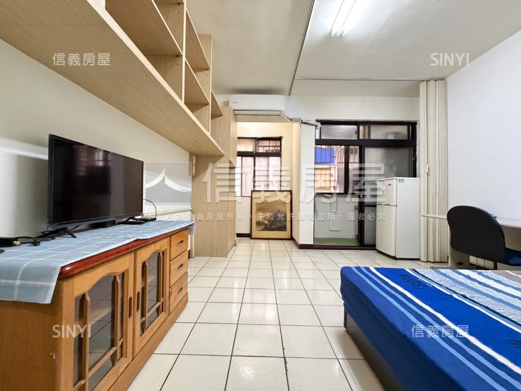 低總價台元溫馨質感套房房屋室內格局與周邊環境