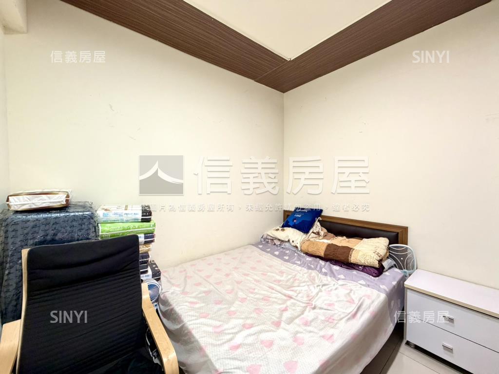 隆大鳳凰居‧美２房平車房屋室內格局與周邊環境