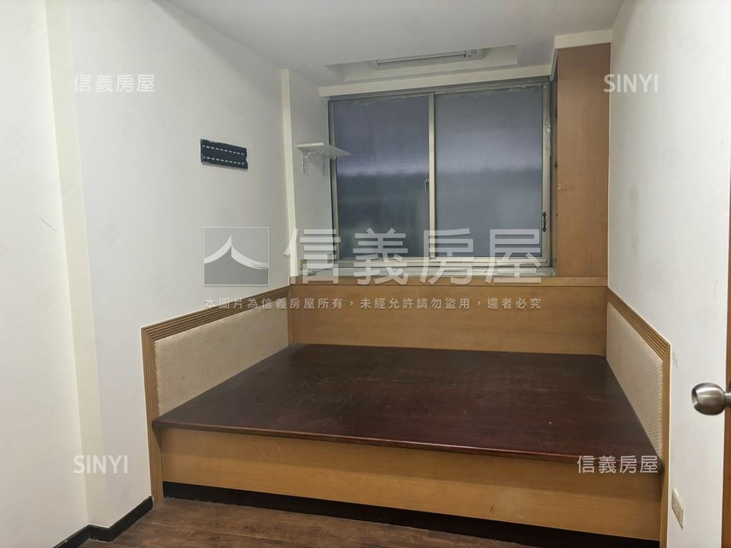 仁義稀有公寓三樓房屋室內格局與周邊環境