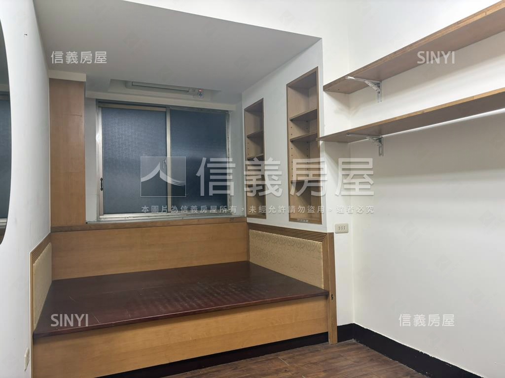 仁義稀有公寓三樓房屋室內格局與周邊環境