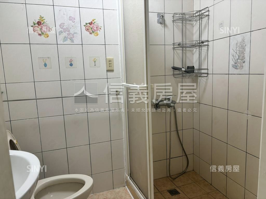 仁義稀有公寓三樓房屋室內格局與周邊環境