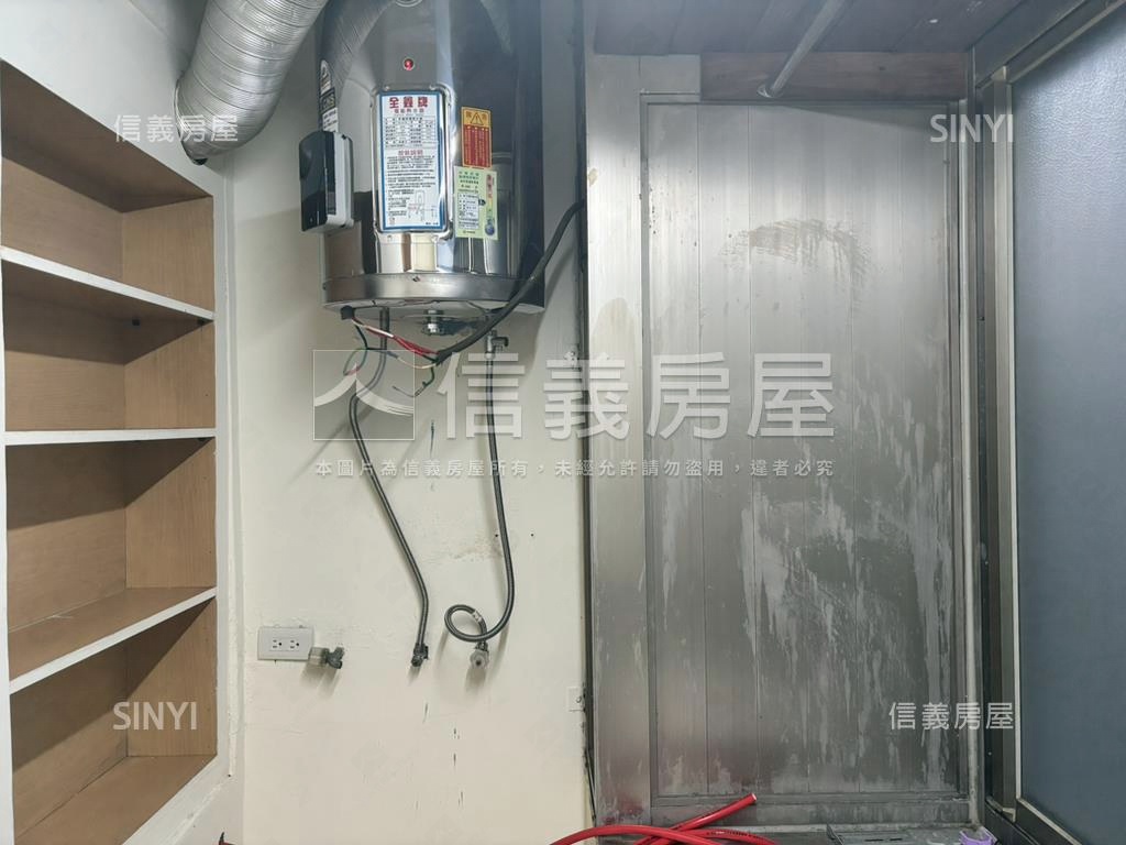 仁義稀有公寓三樓房屋室內格局與周邊環境