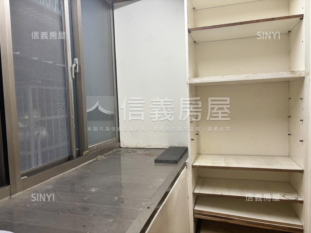 仁義稀有公寓三樓房屋室內格局與周邊環境