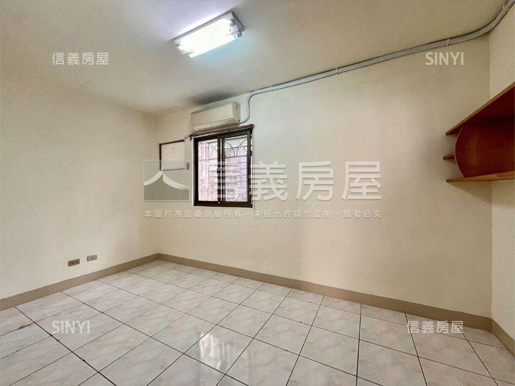 五甲地點讚採光通風美三房房屋室內格局與周邊環境