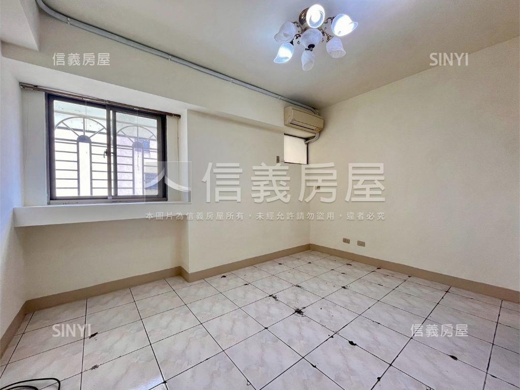 五甲地點讚採光通風美三房房屋室內格局與周邊環境