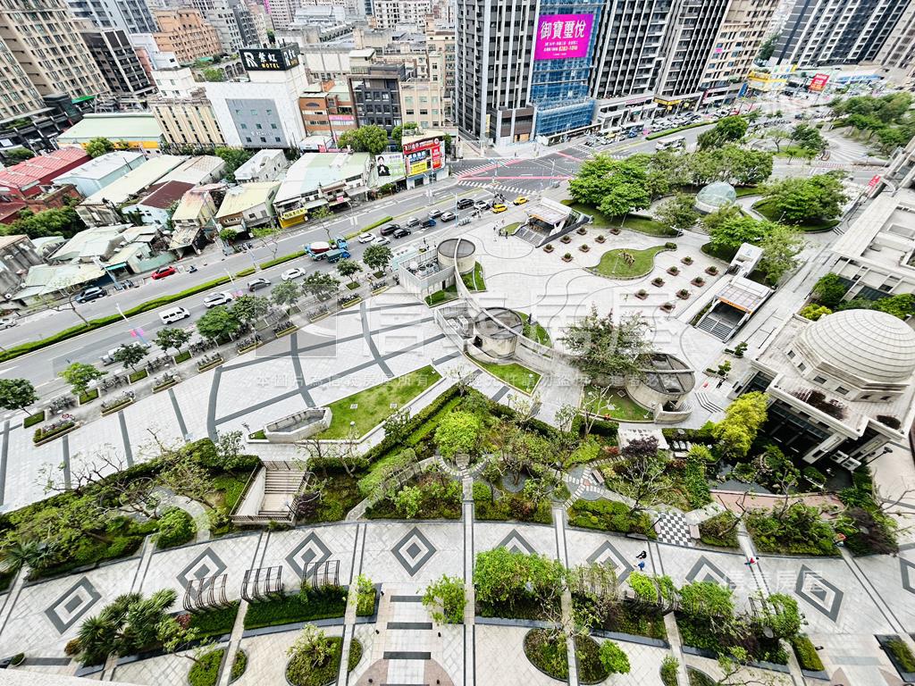 希望城市河景四房房屋室內格局與周邊環境