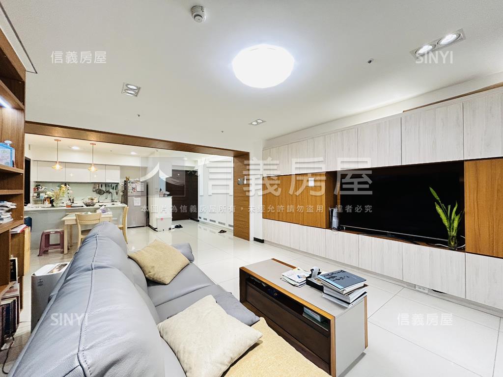 希望城市河景四房房屋室內格局與周邊環境