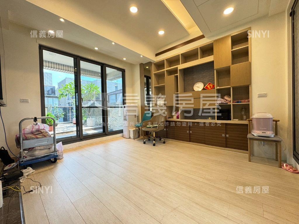 境朗日式電梯別墅房屋室內格局與周邊環境