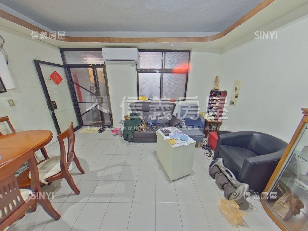 捷運方正邊間壹樓房屋室內格局與周邊環境