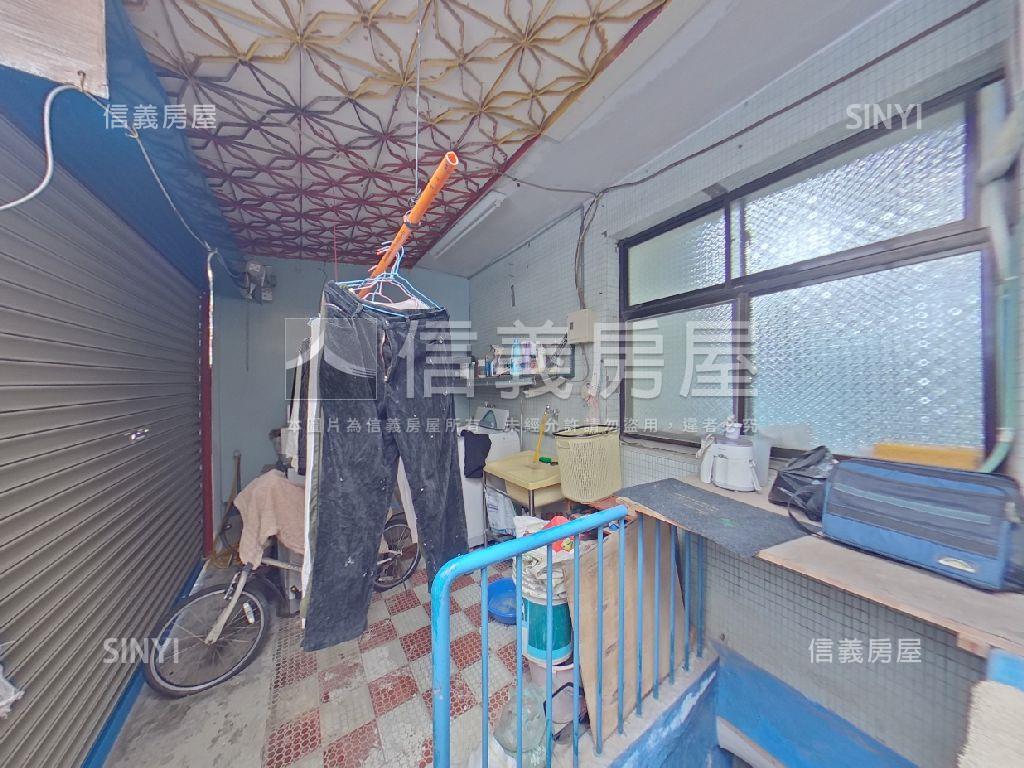 捷運方正邊間壹樓房屋室內格局與周邊環境