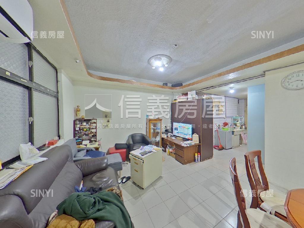 捷運方正邊間壹樓房屋室內格局與周邊環境